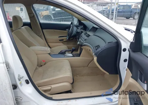 2011 Honda Accord 2.4 Lx-P from USA, damaged, VIN 1HGCP2F43BA147510